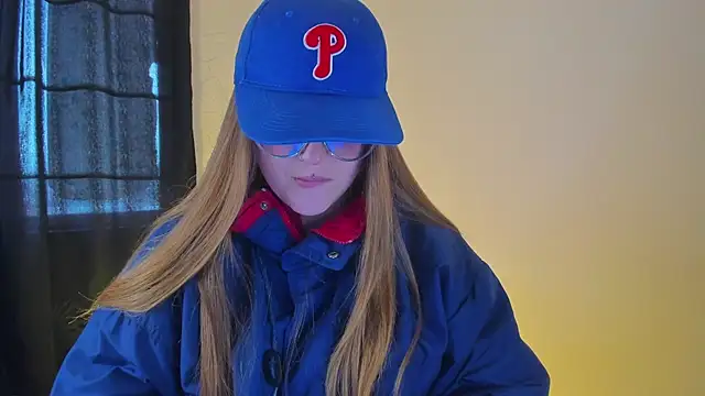 Snapshot of tekila__ chatting on March 18, 9:43 pm tekila online show from March 18, 9:43 pm
