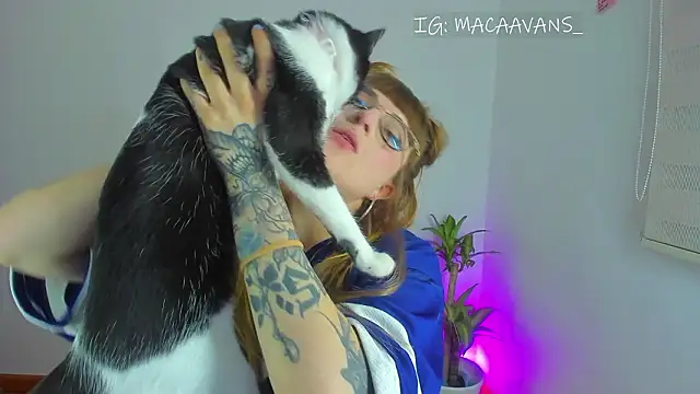 Snapshot of tekila__ chatting on February 21, 1:07 am tekila online show from February 21, 1:07 am