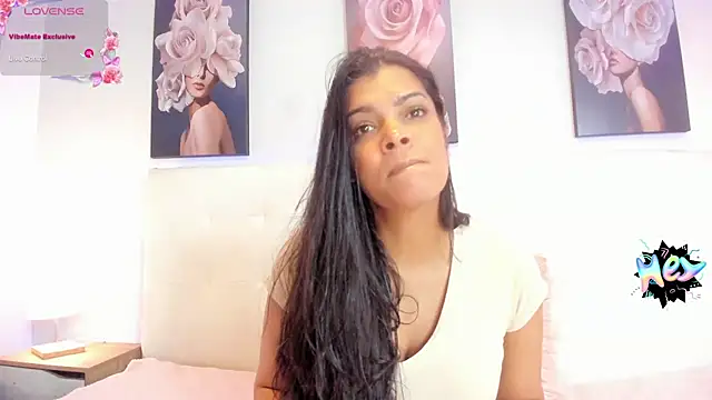 Snapshot of Sweetdreamses_ chatting on February 2, 12:46 pm Sweetdreamses  online show from February 2, 12:46 pm