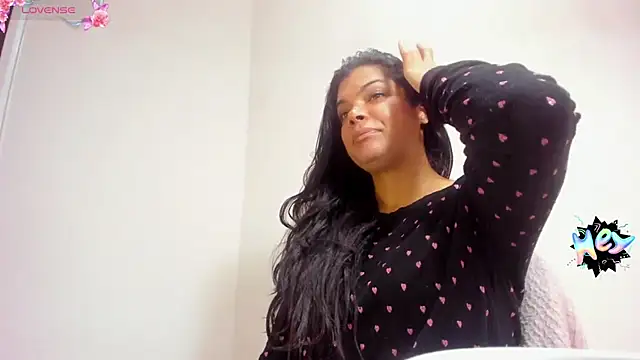 Snapshot of Sweetdreamses_ chatting on February 21, 1:22 pm Sweetdreamses  online show from February 21, 1:22 pm