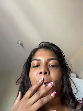 Indiazinhax online show from April 10, 11:06 am