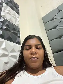 Indiazinhax online show from May 23, 11:15 pm