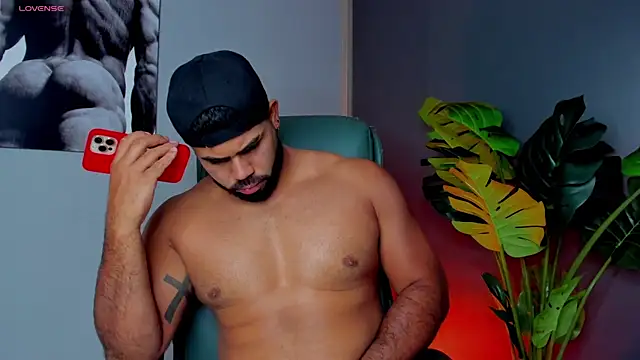 noah crux online show from April 12, 4:16 am