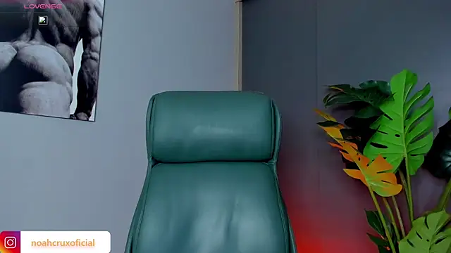 noah crux online show from April 9, 2:57 am