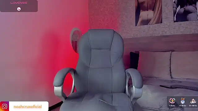 noah crux online show from October 30, 12:14 pm