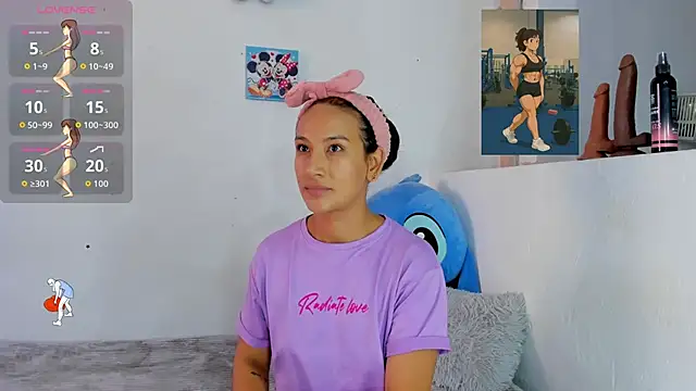 Snapshot of Valeria_Fitness chatting on June 19, 7:09 pm Valeria Fitness online show from June 19, 7:09 pm