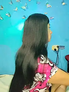 Snapshot of evelyn_prince1 chatting on July 12, 9:43 am evelyn prince1 online show from July 12, 9:43 am