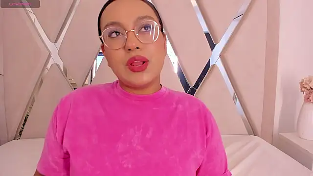 ellamontoya online show from February 12, 12:16 pm