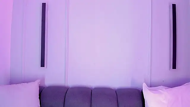 Snapshot of ellamontoya chatting on November 20, 11:22 am ellamontoya online show from November 20, 11:22 am