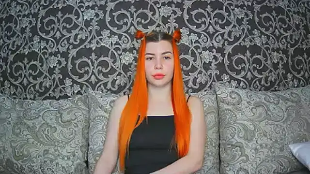 Snapshot of ElllaNuar chatting on November 17, 2:48 am ElllaNuar online show from November 17, 2:48 am