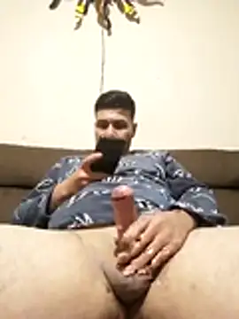 Snapshot of Pitograndemaclein chatting on January 17, 9:02 am Pitograndemaclein online show from January 17, 9:02 am