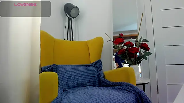 miissblonde online show from April 10, 1:56 am