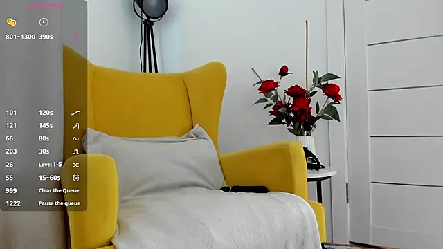 miissblonde online show from March 11, 2:38 am