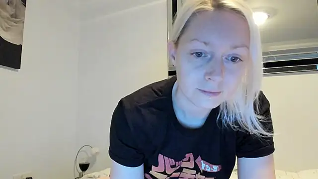 BetterThanYourEx69 online show from January 5, 3:45 pm