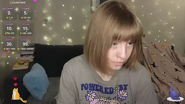 Snapshot of HermioneHHH chatting on January 22, 8:59 pm HermioneHHH online show from January 22, 8:59 pm