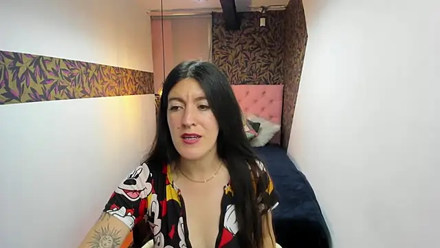 LiaCooper  online show from March 15, 3:06 pm