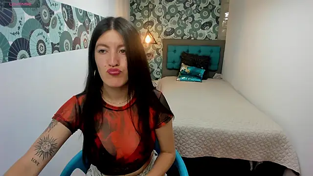 LiaCooper  online show from January 24, 6:04 pm