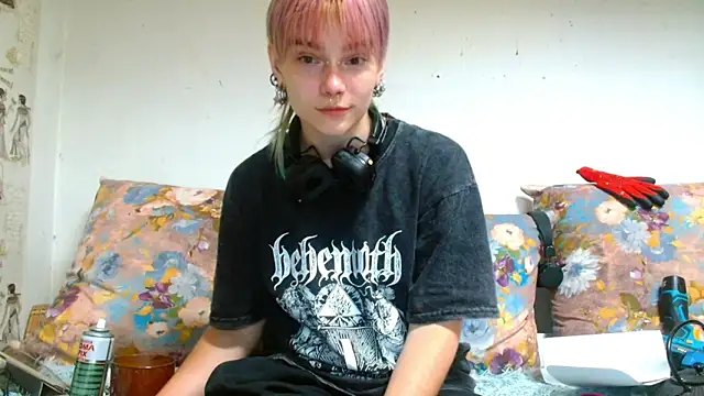 Sophie Bell online show from June 14, 7:26 pm
