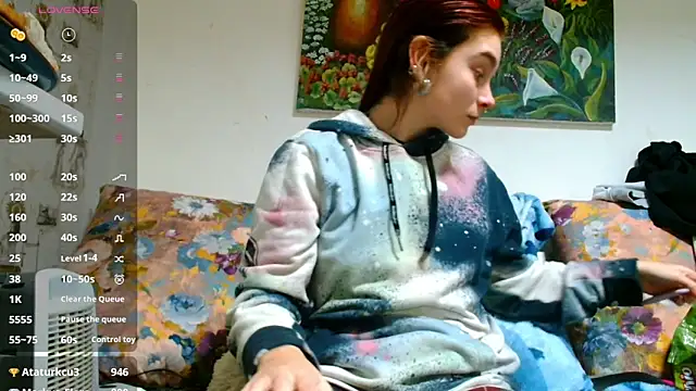 Snapshot of Sophie_Bell chatting on February 12, 9:54 pm Sophie Bell online show from February 12, 9:54 pm