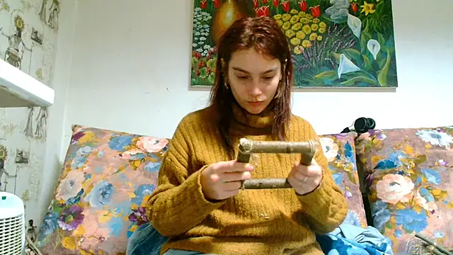 Snapshot of Sophie_Bell chatting on February 26, 9:09 pm Sophie Bell online show from February 26, 9:09 pm