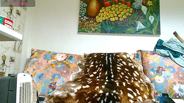 Snapshot of Sophie_Bell chatting on March 13, 9:05 pm Sophie Bell online show from March 13, 9:05 pm