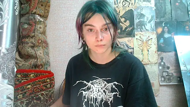 Sophie Bell online show from October 24, 2:49 pm