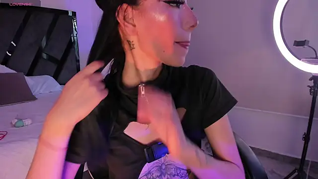 MelodyBliss online show from April 16, 9:39 pm