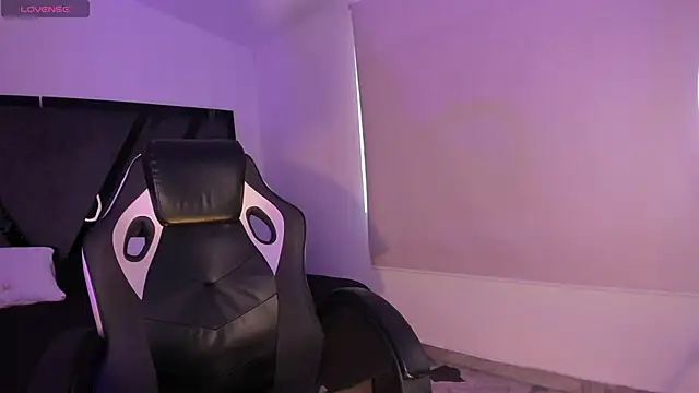 MelodyBliss online show from April 1, 9:56 pm