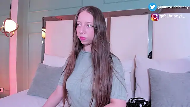 gabi bunny online show from May 19, 6:59 pm