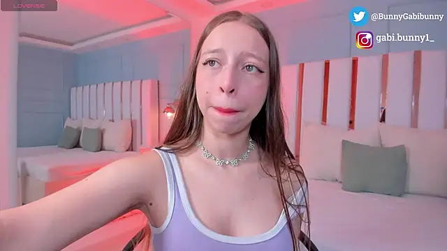 gabi bunny online show from January 14, 5:49 pm