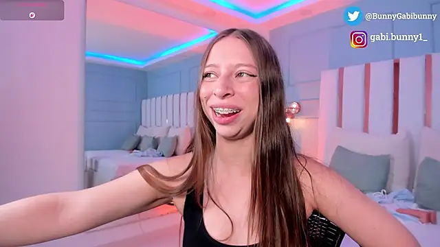 gabi bunny online show from March 24, 5:02 pm