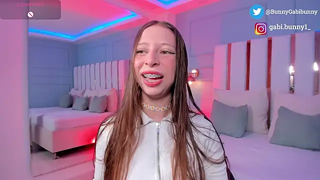 gabi bunny online show from February 12, 3:34 pm
