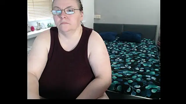 Sweetboobs online show from April 4, 8:43 am