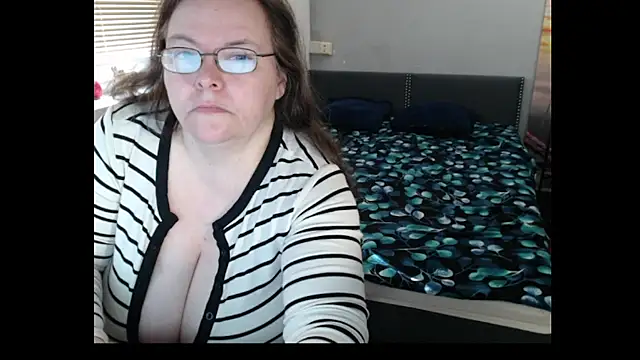 Sweetboobs online show from April 5, 7:26 am