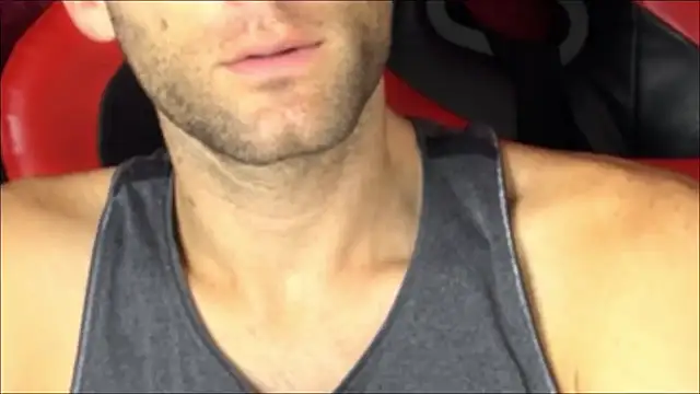 aquilesmade online show from September 26, 1:07 pm