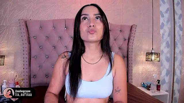 lia sofiia online show from February 8, 9:07 am