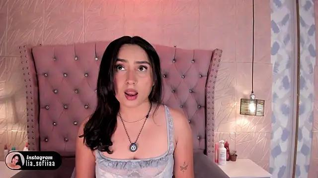 lia sofiia online show from April 4, 8:43 am