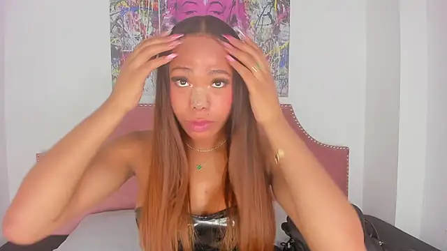 Nicole Paradise online show from November 12, 12:53 pm