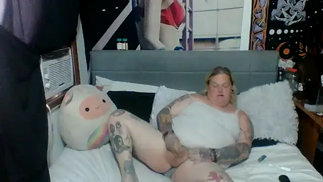 Snapshot of Trans_Girl_next_door420 chatting on July 2, 10:38 pm Trans Girl next door420 online show from July 2, 10:38 pm