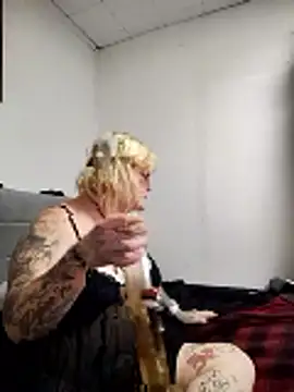 Trans Girl next door420 online show from January 7, 5:29 pm