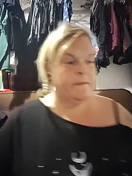 Trans Girl next door420 online show from June 15, 10:20 pm