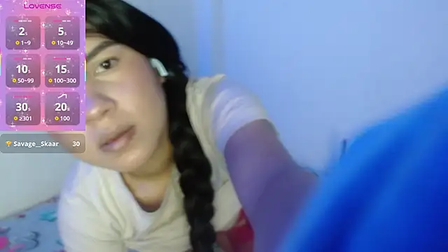 Snapshot of SophiaMeyerst chatting on November 20, 3:12 pm SophiaMeyerst online show from November 20, 3:12 pm