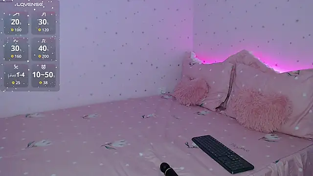 DeeaFUN25 online show from November 6, 3:49 pm