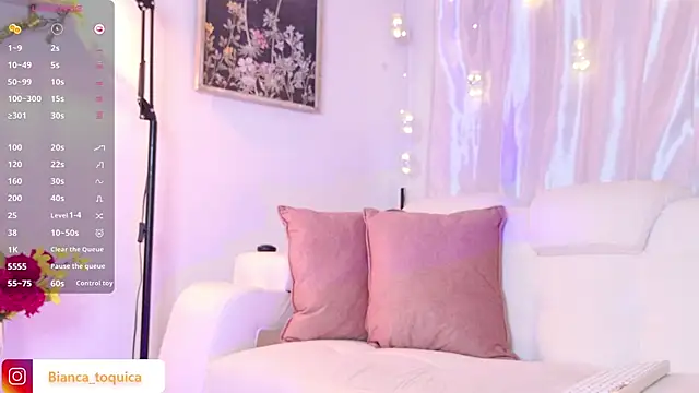 biancatokic online show from February 5, 7:10 pm