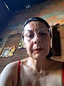 Snapshot of Mia-funny20 chatting on September 15, 8:31 pm Mia-funny20 online show from September 15, 8:31 pm