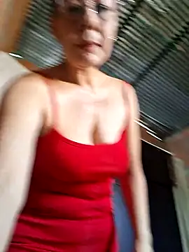 Snapshot of Mia-funny20 chatting on October 15, 8:17 pm Mia-funny20 online show from October 15, 8:17 pm