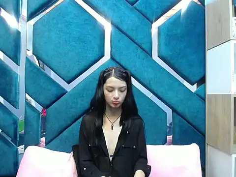 Snapshot of Aurora_18 chatting on September 25, 3:29 pm Aurora 18 online show from September 25, 3:29 pm
