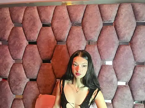 Aurora 18 online show from January 6, 2:54 pm