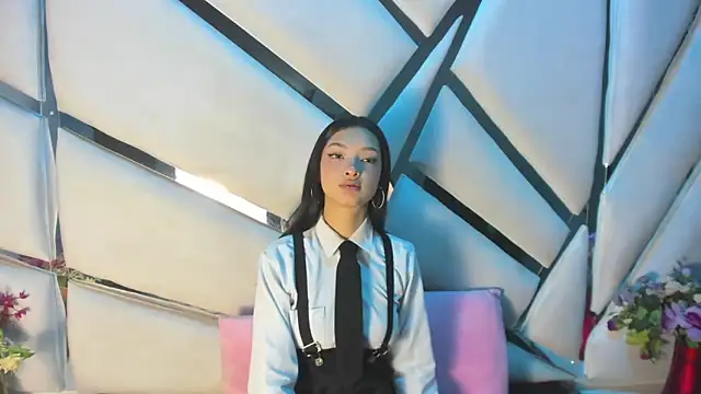 Aurora 18 online show from February 21, 3:03 pm