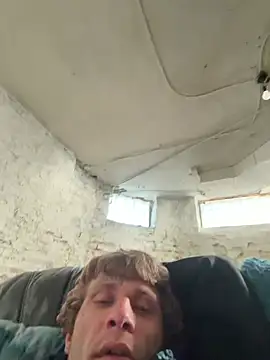 SpAzZ1234 online show from April 6, 9:49 pm